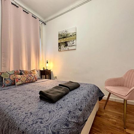 By Urquinaona Private Rooms バルセロナ エクステリア 写真