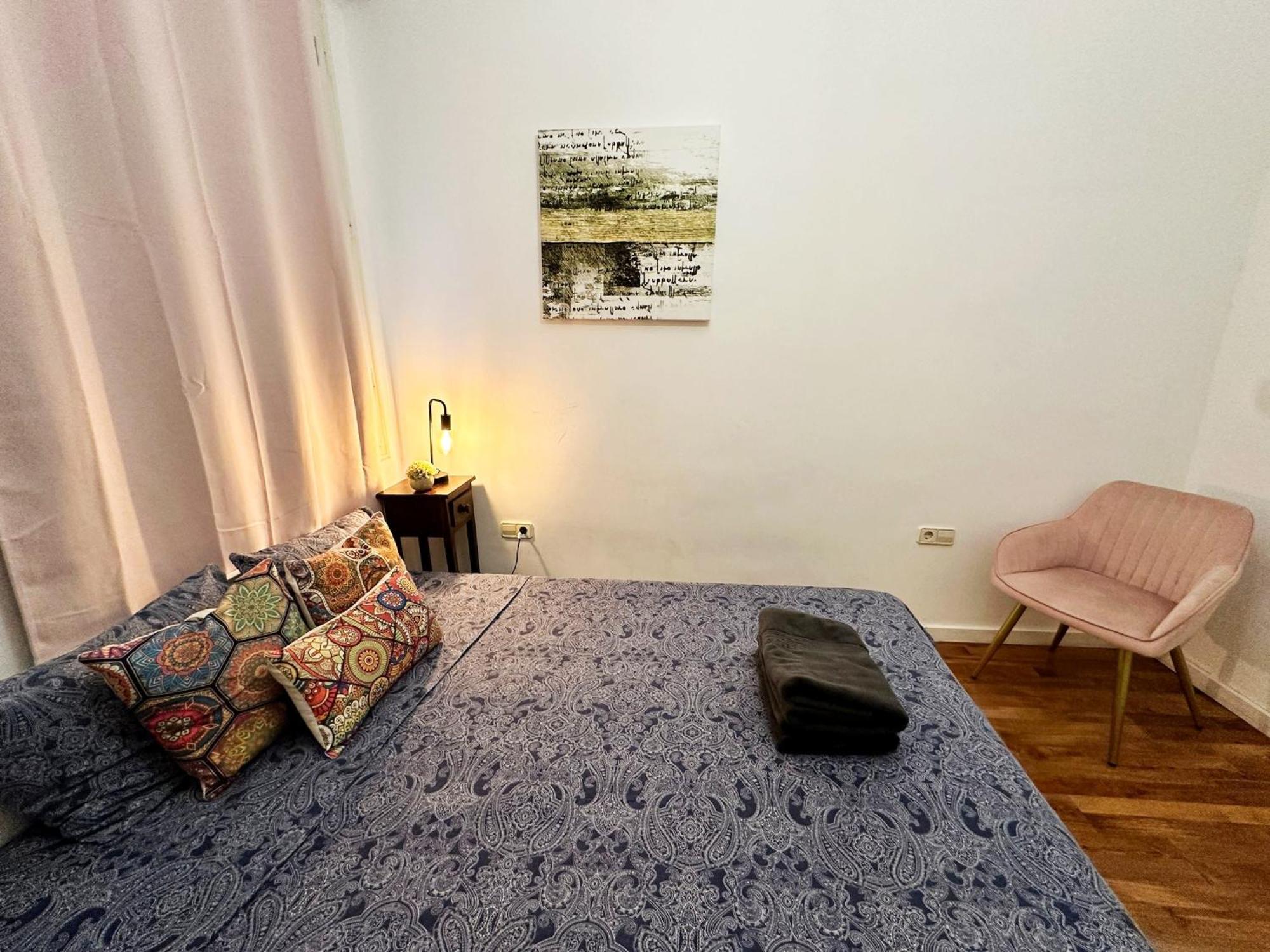 By Urquinaona Private Rooms バルセロナ エクステリア 写真