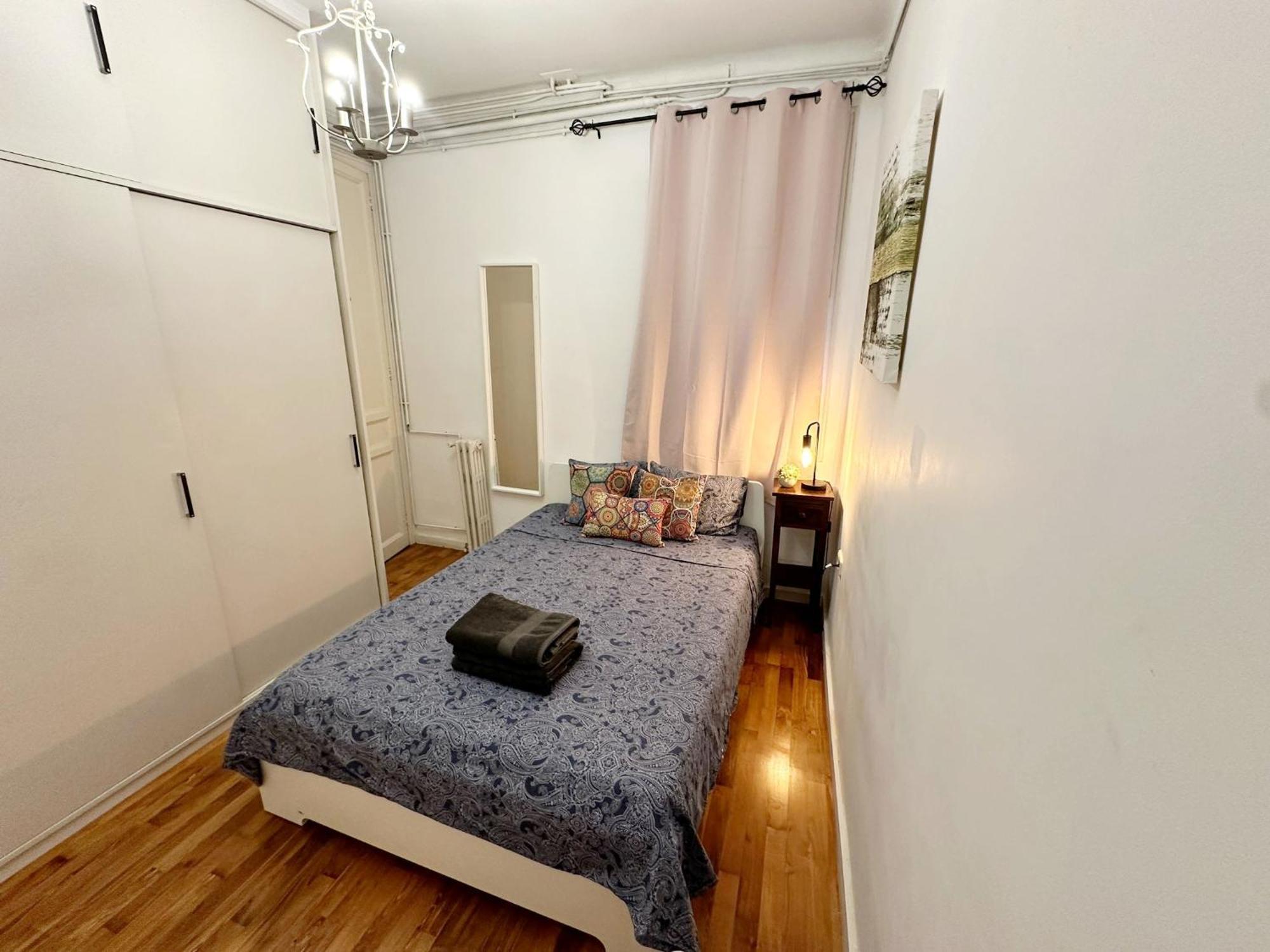 By Urquinaona Private Rooms バルセロナ エクステリア 写真